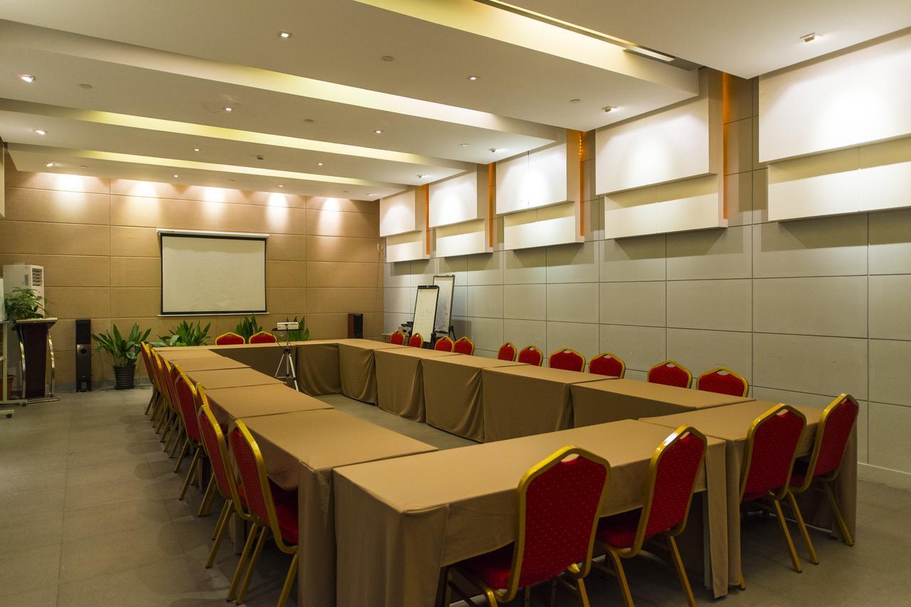 Jinjiang Inn Shanghai Hongqiao Hinge National Exhibition Centre Екстериор снимка